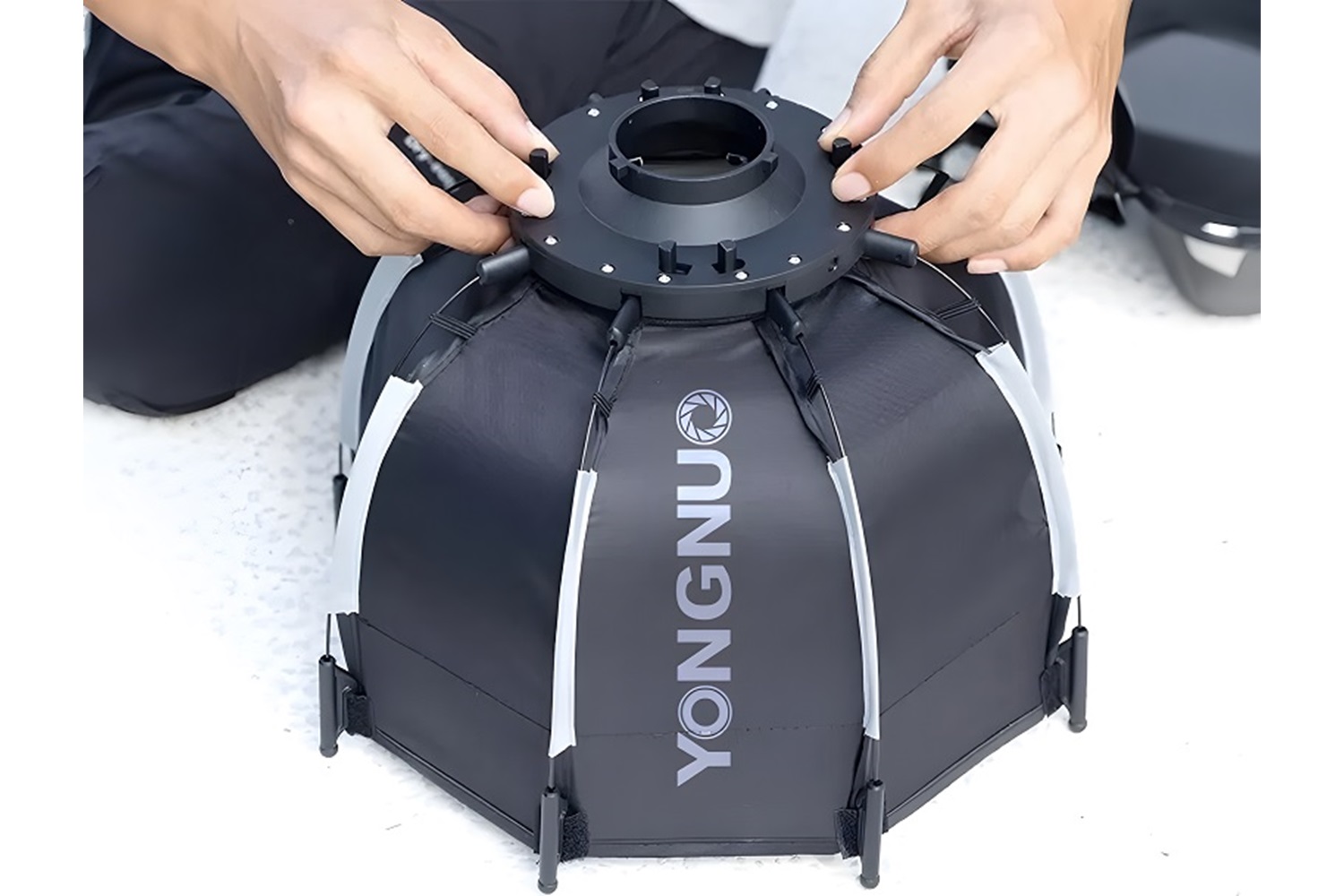 Yongnuo Mini-D30 Mini Bowens Mount Kolay Kurulum Softbox