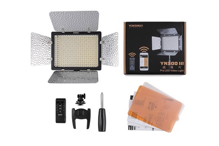 Yongnuo YN300-III Bi-Color Led Işık Standart Kit